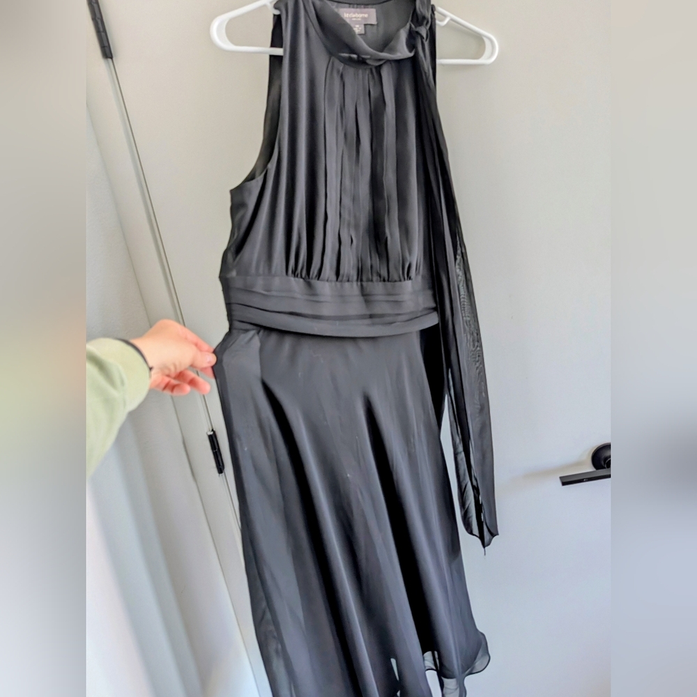 Liz Claiborne | Women's 14 | Black Sleeveless Pleated Midi Dress